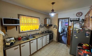 Depto en Piso Completo Zona Centro