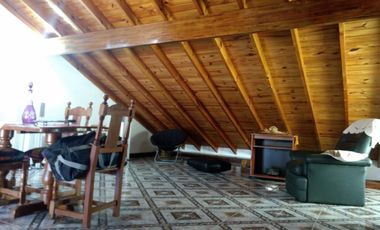 CHALET EN EL CORAZON DE VILLA SARMIENTO EN VENTA