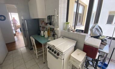 Venta de 2 dorm, pieza y baño serv. estac Vista al Mar, Viña