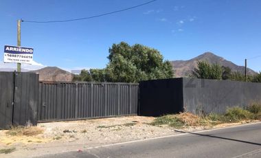 Se arrienda terreno en Champa