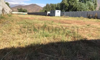 Se arrienda terreno en Champa