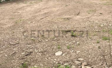 Se arrienda terreno en Champa