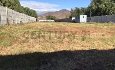 Se arrienda terreno en Champa