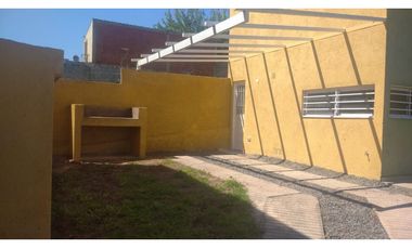 SE VENDE DOS DUPLEX AMBOS DE DOS DORMITORIOS  EN CARLOS PAZ