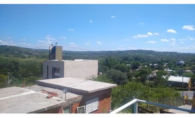 SE VENDE DOS DUPLEX AMBOS DE DOS DORMITORIOS  EN CARLOS PAZ