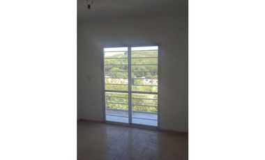 SE VENDE DOS DUPLEX AMBOS DE DOS DORMITORIOS  EN CARLOS PAZ