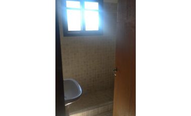 SE VENDE DOS DUPLEX AMBOS DE DOS DORMITORIOS  EN CARLOS PAZ