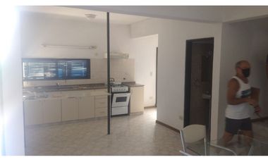 SE VENDE DOS DUPLEX AMBOS DE DOS DORMITORIOS  EN CARLOS PAZ