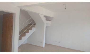 SE VENDE DOS DUPLEX AMBOS DE DOS DORMITORIOS  EN CARLOS PAZ