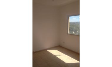 SE VENDE DOS DUPLEX AMBOS DE DOS DORMITORIOS  EN CARLOS PAZ