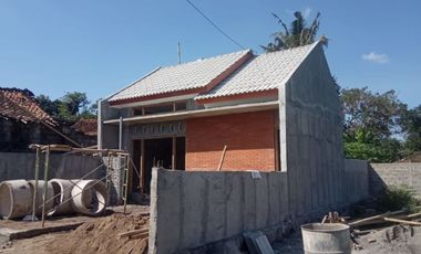 RUMAH MURAH SHM TERBAIK DI JOGJA TANAH PALING LUAS DI KAWASAN RAMAI