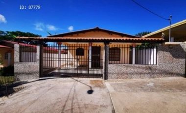 Se vende casa en chitre