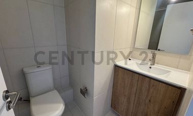 Se arrienda hermoso departamento con vista al mar