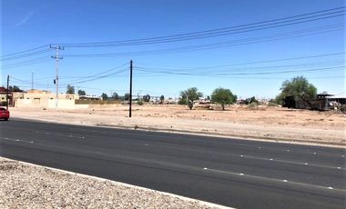 Terreno colindante a la nueva Walmart del Blvd. Lázaro Cárdenas en Mexicali