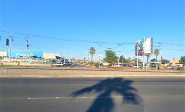 Terreno colindante a la nueva Walmart del Blvd. Lázaro Cárdenas en Mexicali