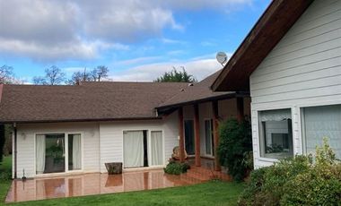 Casa en parcela en exclusivo sector Pilauco - Osorno