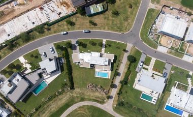 Venta en Pilará en Barrio La calesa | Mallmann propiedades
