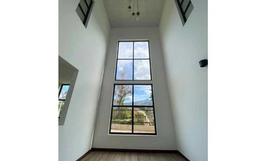Hermosa Casa La Pradera Pacho!