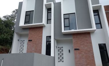 Rumah town house cantik view pegunungan Bandung kota Padasuka Surapati cicaheum Bandung Utara
