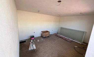 Renta de Terreno  con bodega de 400m Zona Finsa-Autopista-Sanctorum