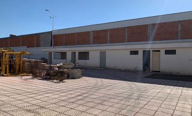 Renta de Terreno  con bodega de 400m Zona Finsa-Autopista-Sanctorum