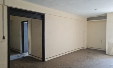 SE VENDE EDIFICIO DE TRES PISOS EN EL CENTRO DE GUADALAJARA, JALISCO.
