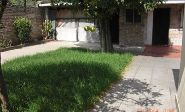 Casa 3 amb en lote propio con fondo y habitación de servicio