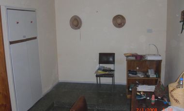 Casa 3 amb en lote propio con fondo y habitación de servicio