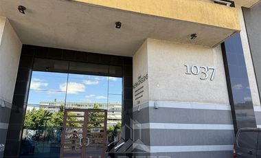 Departamento en Venta en COD36468 Centro de Temuco con estacionamiento y bodega