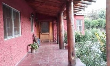 Casa en arriendo 5d, 4b, piscina en Talagante