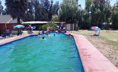 Casa en arriendo 5d, 4b, piscina en Talagante
