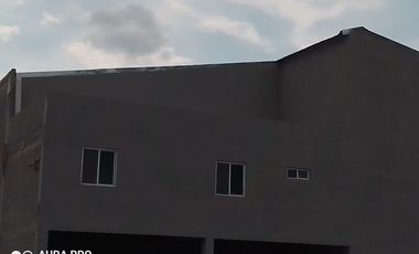 RENTA/VENTA  de bodega en SANTA CATARINA