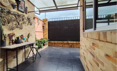 SE ARRIENDA ESPECTACULAR EN CHIA-SECTOR PINARES