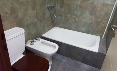 VENTA 2-1/2 Ambiente Frente. Balcón Bohardilla. Cochera. Villa Luro
