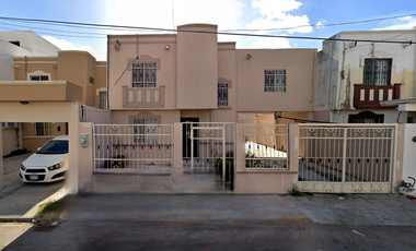 Casa en Infonavit Arboledas, Reynosa