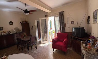 Casa en venta en Remedios de Escalada Oeste
