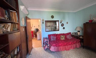 Casa en venta en Remedios de Escalada Oeste