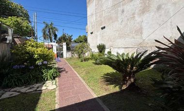 Casa en venta en Remedios de Escalada Oeste