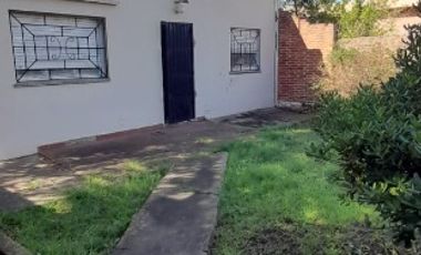 Casa en venta en Ezpeleta Este
