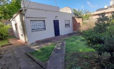 Casa en venta en Ezpeleta Este