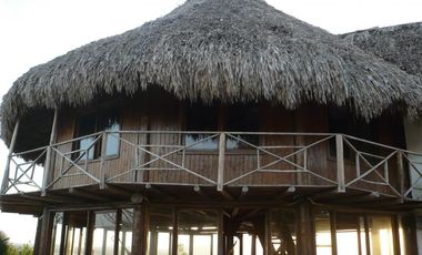 casalote en venta en playa abello. Cod V13539
