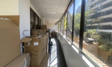 ARRIENDO OFICINA EN PROVIDENCIA METRO TOBALABA