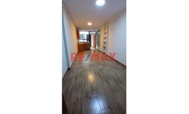 Se Vende Casa De 4 Pisos, Jr. Huaraz 111, Cajamarca