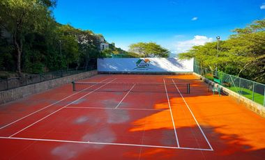 Terreno en venta con estratégica ubicación, sector Cumbayá
