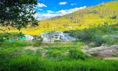 Terreno en venta con estratégica ubicación, sector Cumbayá