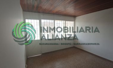 casa en arriendo en ciudad bolívar. Cod A17347