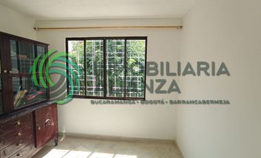 casa en arriendo en ciudad bolívar. Cod A17347