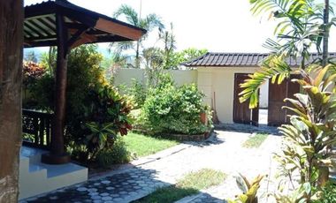 Villa for rent in Gunung sari