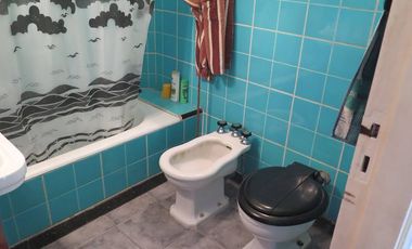 DEPARTAMENTO 4 AMBIENTES ,1 EN SUITE AL FRENTE CON BALCON.