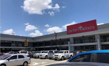 SE VENDE LOCAL EN CENTRO COMERCIAL